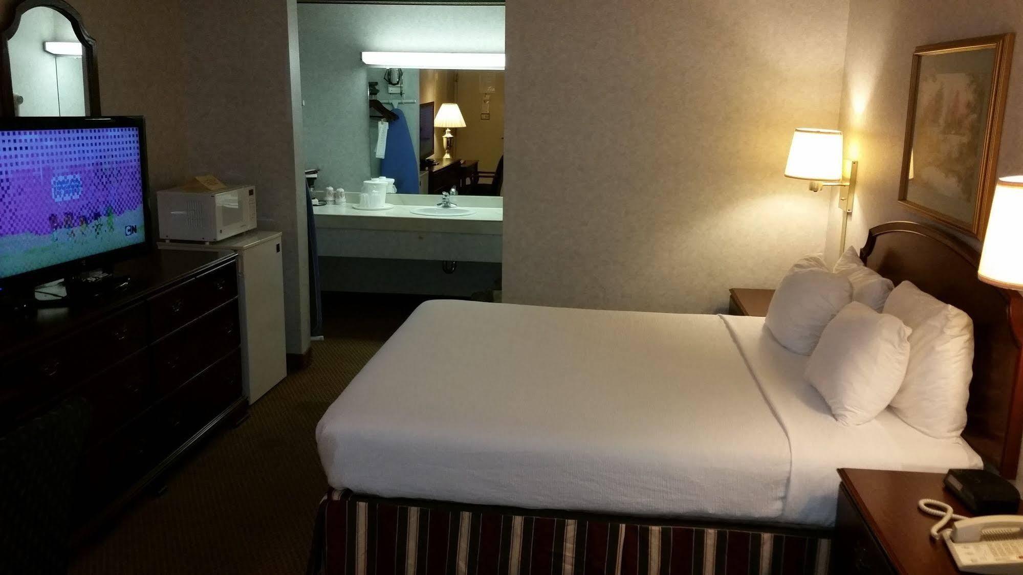 Best Western Plus Wausau Tower Inn Kültér fotó